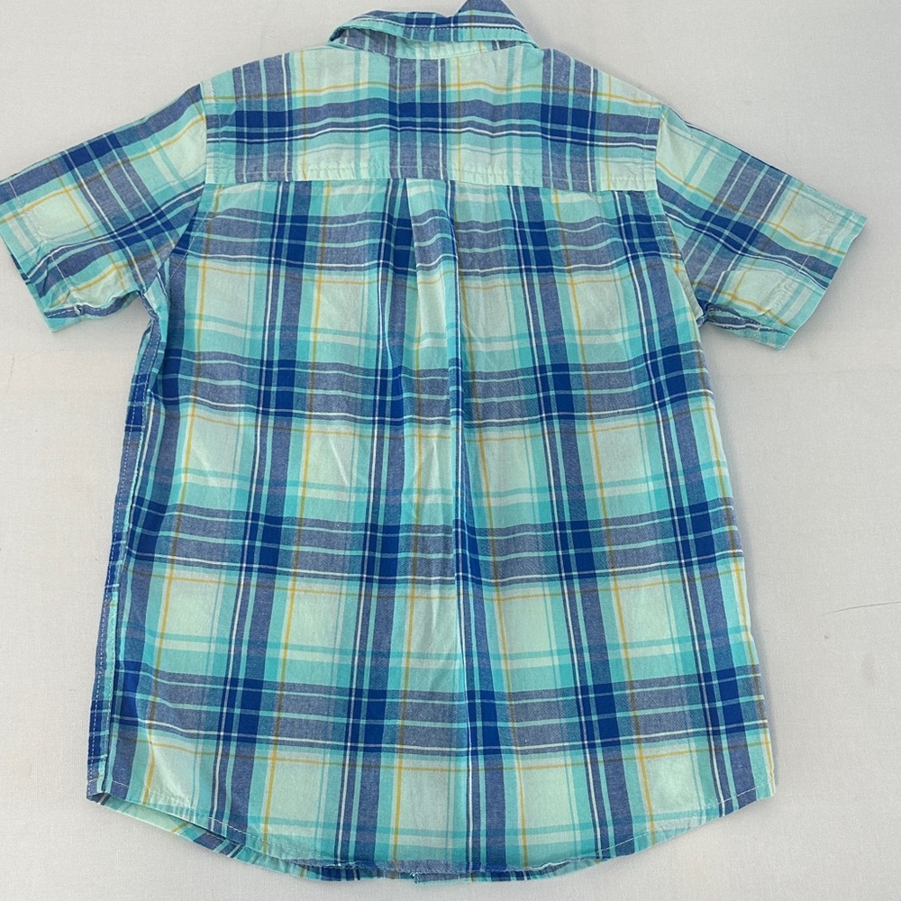 Bundle of 2' Striped and Plaid Short Sleeve Shirts 5T - Picture 5 of 5